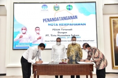 Penandatanganan Nota Kesepahaman PDAM Tirtanadi dengan PT. Tirta Nusantara Sukses